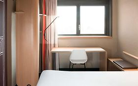 Ibis Valence Sud